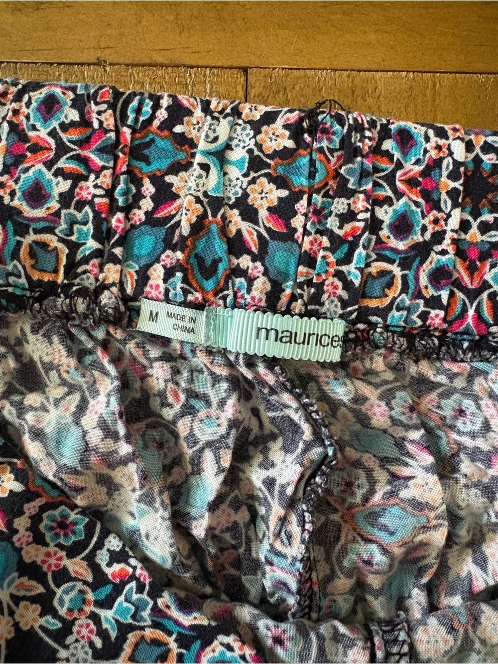 Shorts - Picture 3 of 3